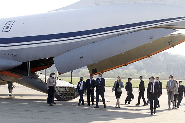 Додик: Где Руси дезинфикују као да короне није ни било! (ФОТО)